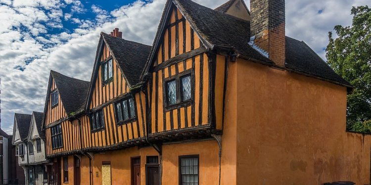 Ipswich oldest town claim: medieval buildings
